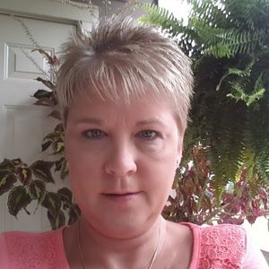 Meet your Posher, Regina